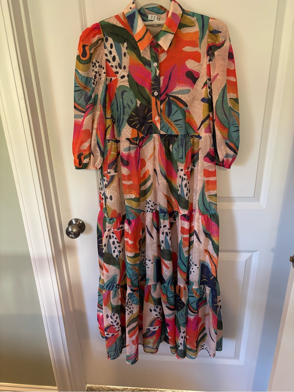 TCEC Multicolor Tropical Tiered Maxi Dress — Coral, Teal, Navy